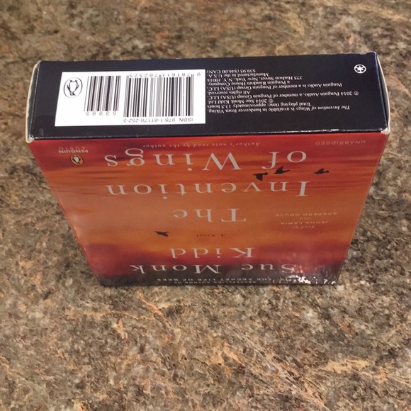 Bestselling author of Secret Life of Bees Audio - Picture 5 of 8